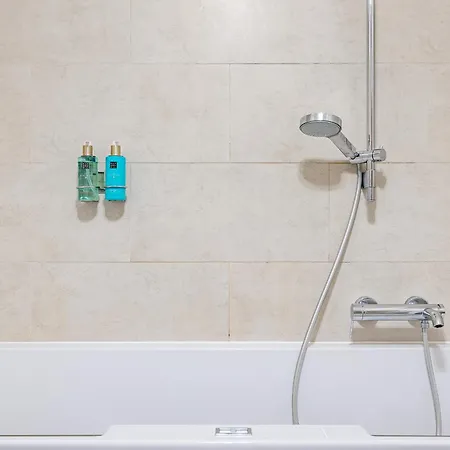 Dv 아파트 마리안스케 라즈네